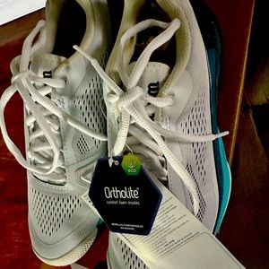 Tennis Shoes